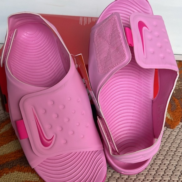 NIKE SUNRAY ADJUST 5 (GS/PS)
PSYCHIC PINK/LASER FUCHSIA Sandals - Picture 16 of 16